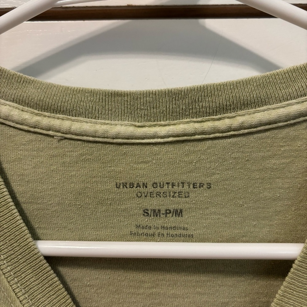 Urban Outfitters Racing Graphic T Shirt - Picture 5 of 5